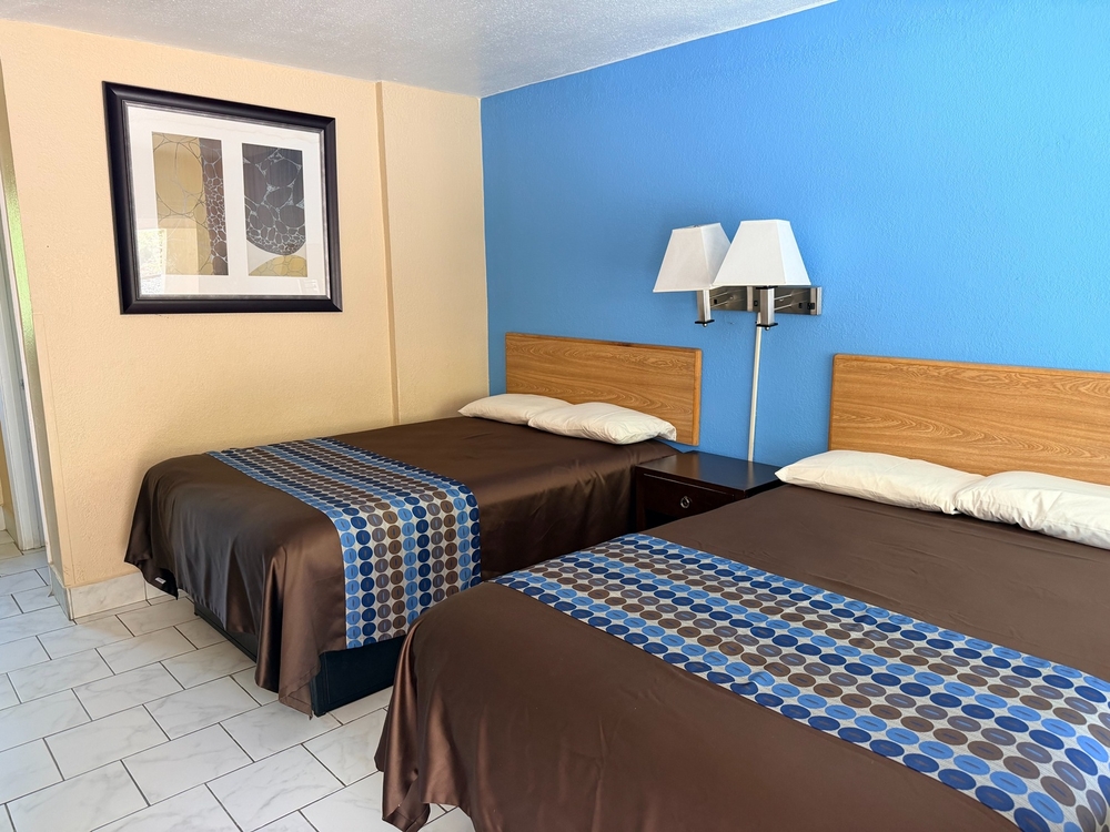 Economy Inn Sylva - Guestroom
